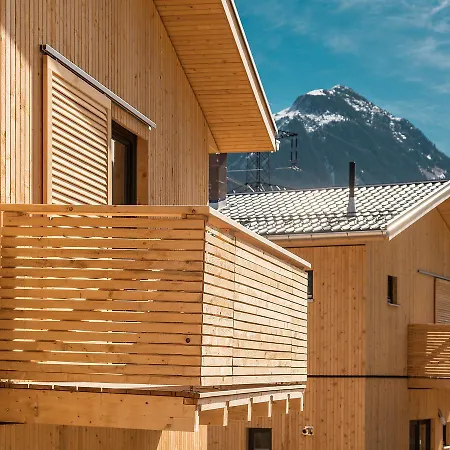 Holiday Chalet Montafon.11 بيت للعطل *